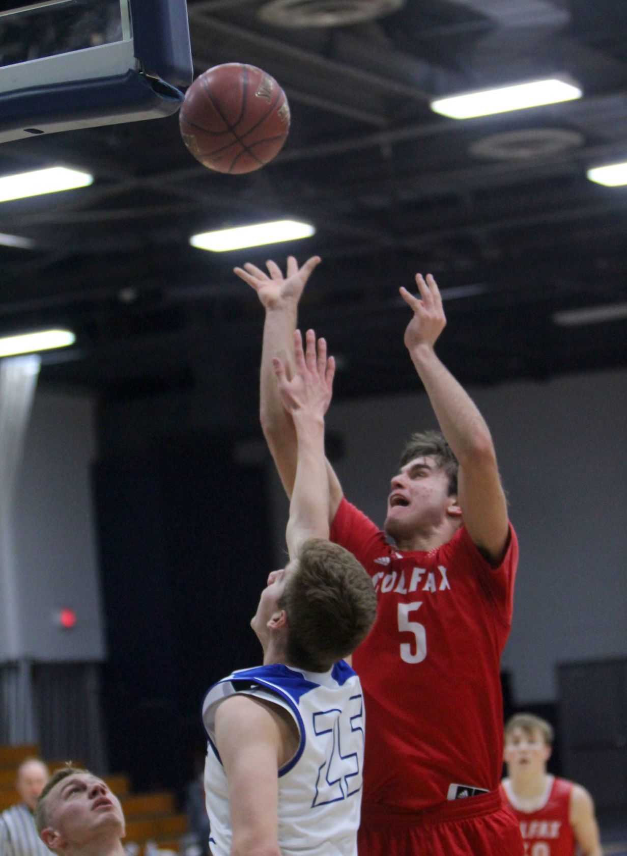 McDonell boys basketball vs Colfax at UW-Stout 12-1-18